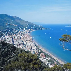 Danio Lungomare 3*, Alassio Italia
